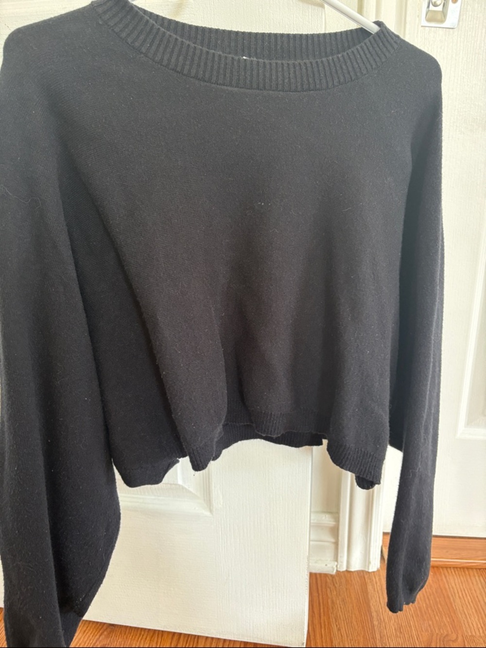 Black Women's Cropped Knit Sweater - Classic Crewneck